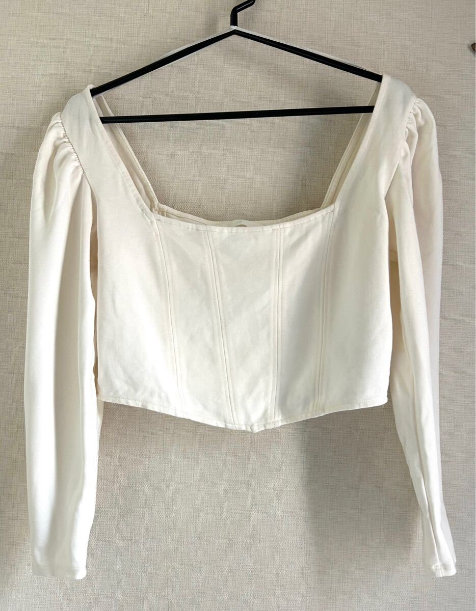 H&M パフスリーブ長(zhǎng)袖　ショート丈カットソー　ビスチェ風(fēng)