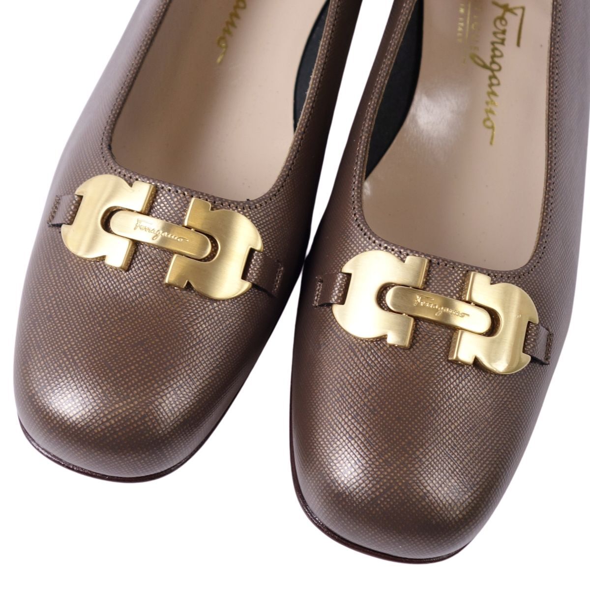 未使用 サルヴァトーレ フェラガモ Salvatore Ferragamo パンプス ガンチーニ レザー ヒール 8C(25.5cm相當(dāng)) ブラウン ce06mt-rm27e31410