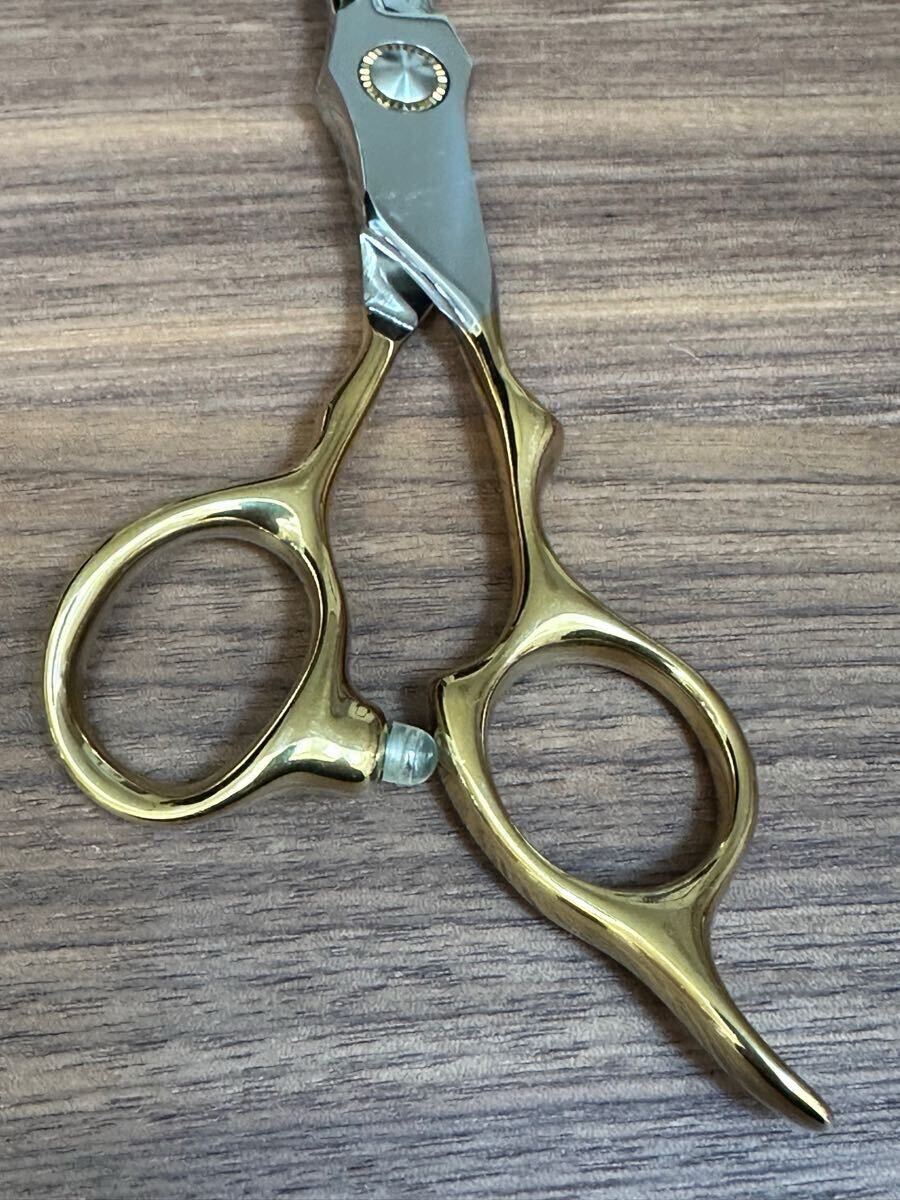ゴールドハンドル 6.5インチ カットシザー 理容 美容 鋏 シザー はさみ 美容師 理容師 ハサミ 右利き プロ用 散髪 ヘアサロン ロングシザー_画像2
