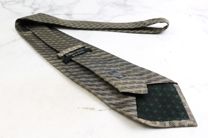 グッチ ブランド ネクタイ シルク G柄 総柄 GG柄 格子柄 クレスト紋章 高級 PO メンズ カーキ GUCCI