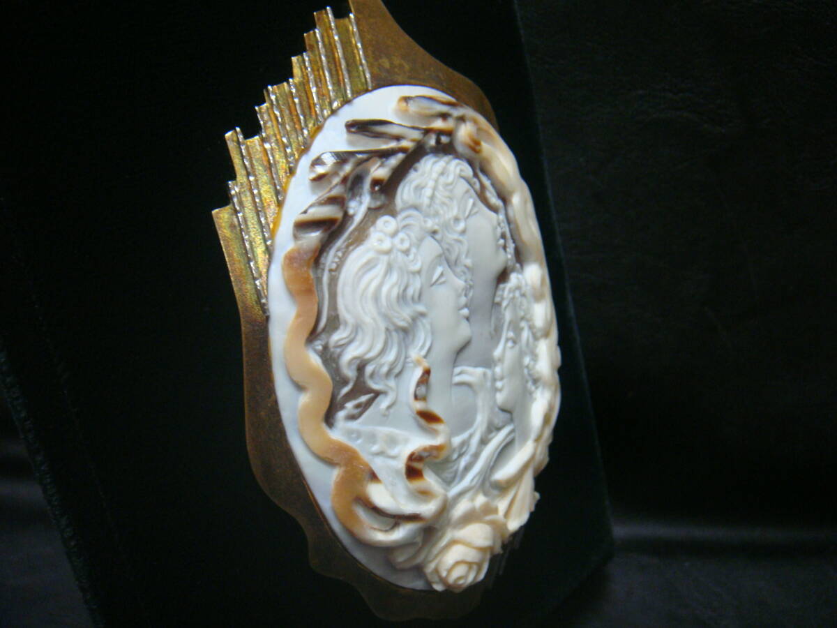 ◆大きな　カメオ　ブローチ　ペンダント　額装　作家物　サイン入り　ＳＩＬＶＥＲ◆_画像5