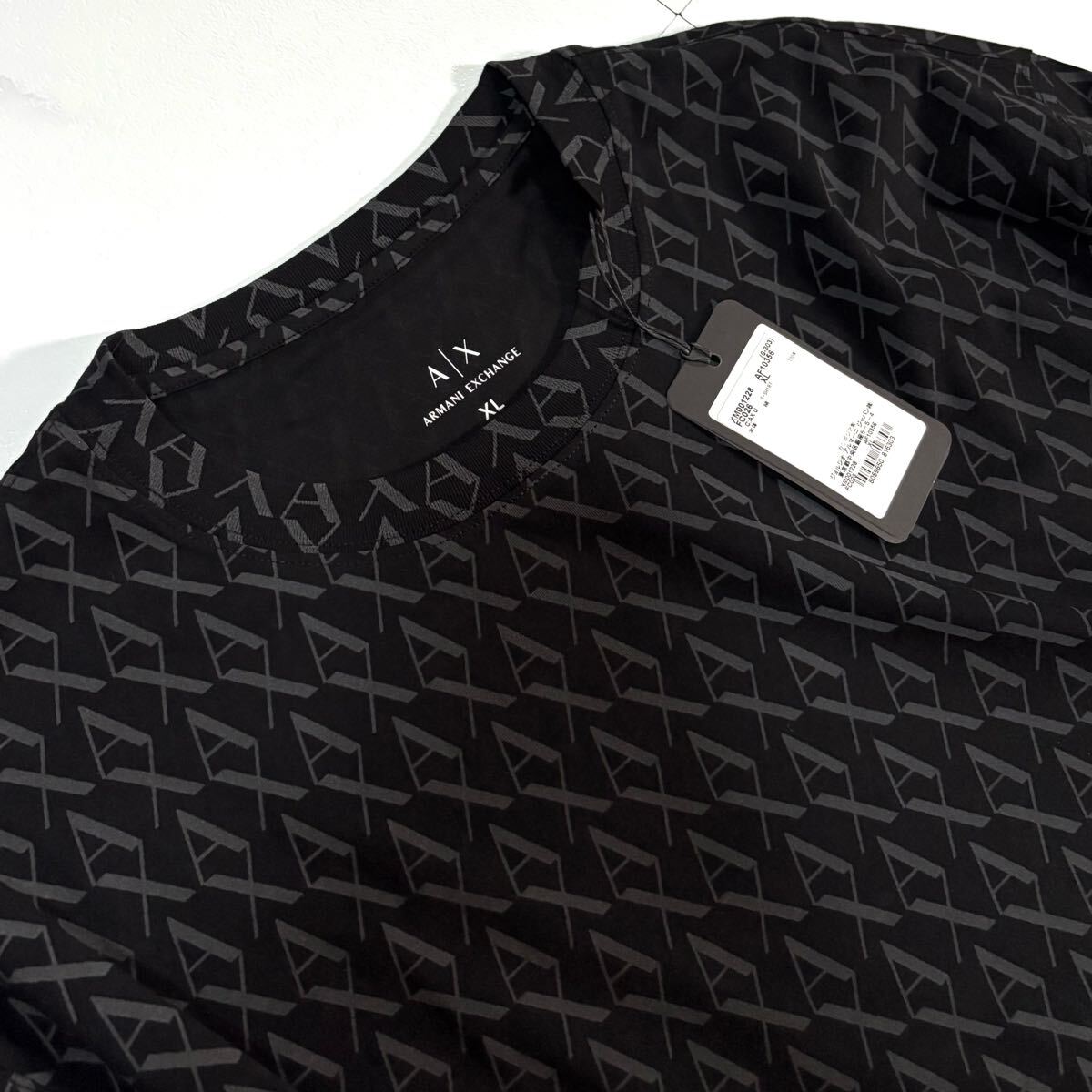 新品タグ付き/XLサイズ●24ss アルマーニ エクスチェンジ 半袖Tシャツ カットソー ARMANI EXCHANGE ストレッチ AXロゴ総柄 黒系 ゆったり