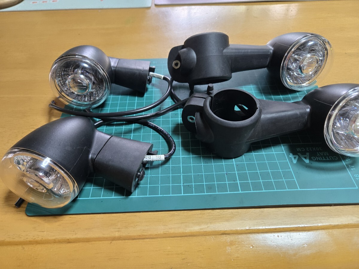 新車外し ハーレーダビッドソンナイトスター ウィンカー 新車外し/即決送料無料 ハーレーダビッドソン純正ウインカー前後