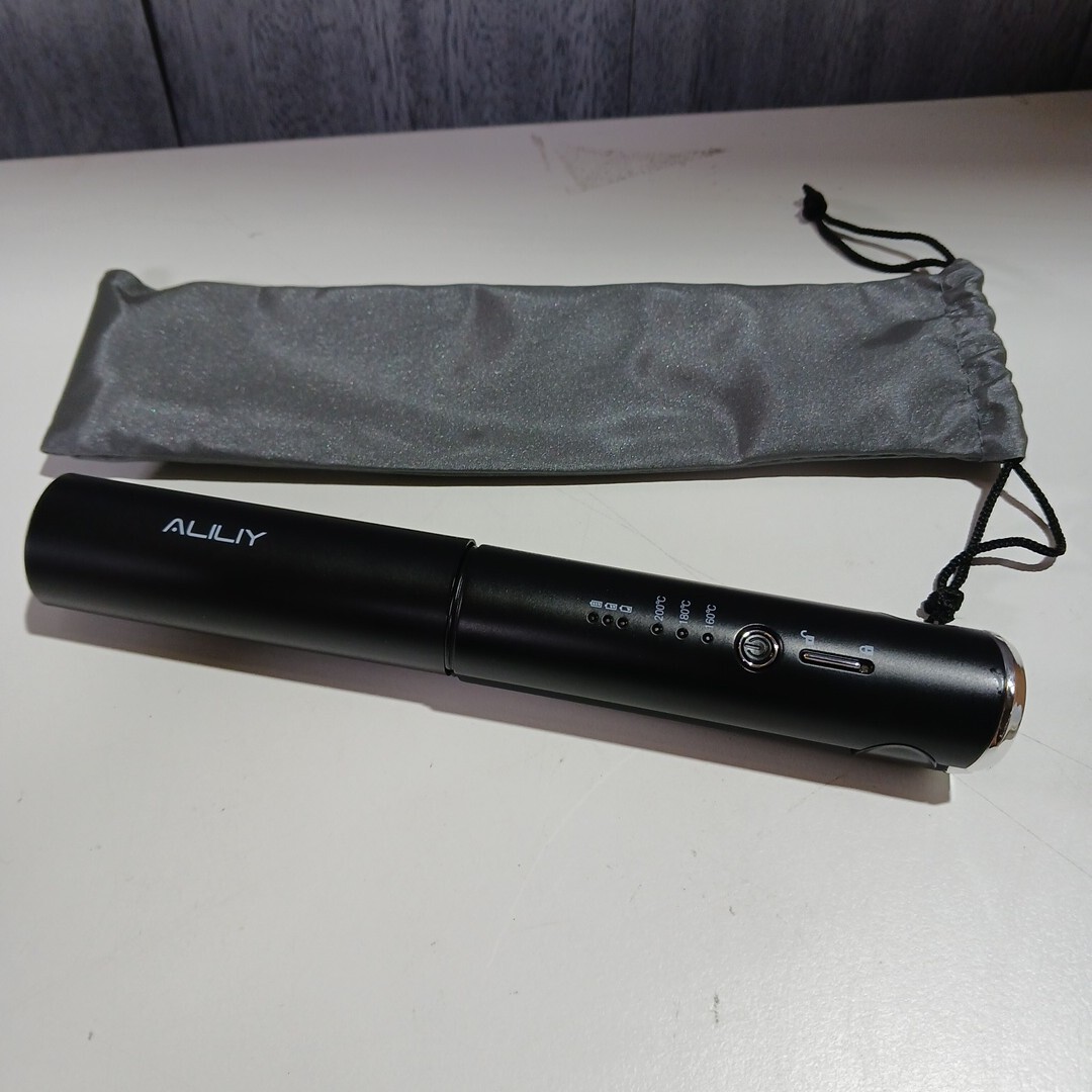 y062013k ヘアアイロン コードレス ストレートアイロン ミニ 小型 持ち運び 両用 USB充電式 2way カール 160/180/200度設定