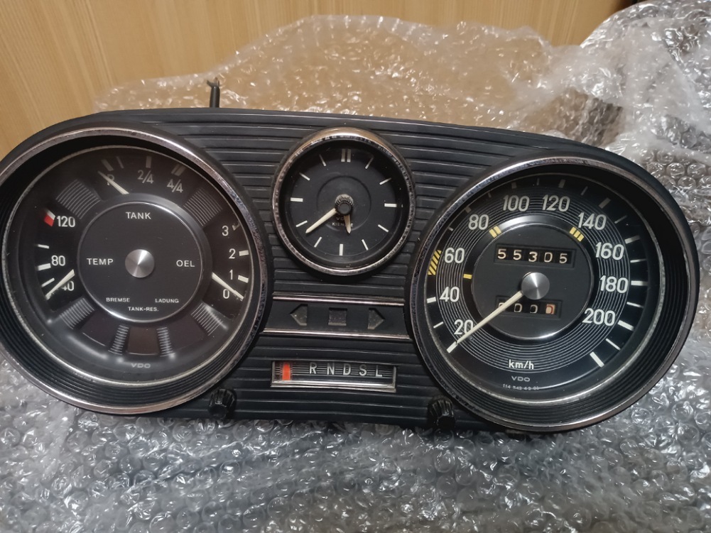 w114ベンツ メーター