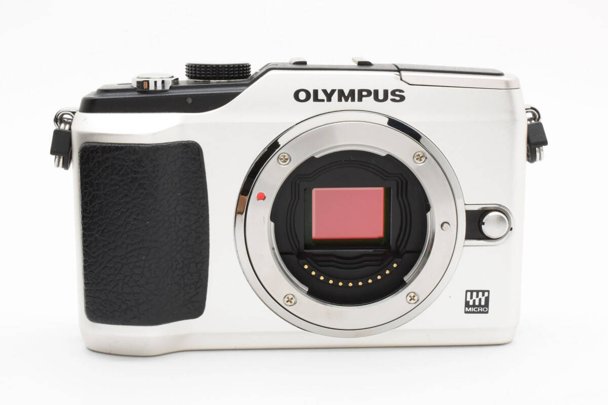 オリンパス PEN E-PL2 ミラーレスデジタルカメラボディ シルバー Olympus 747