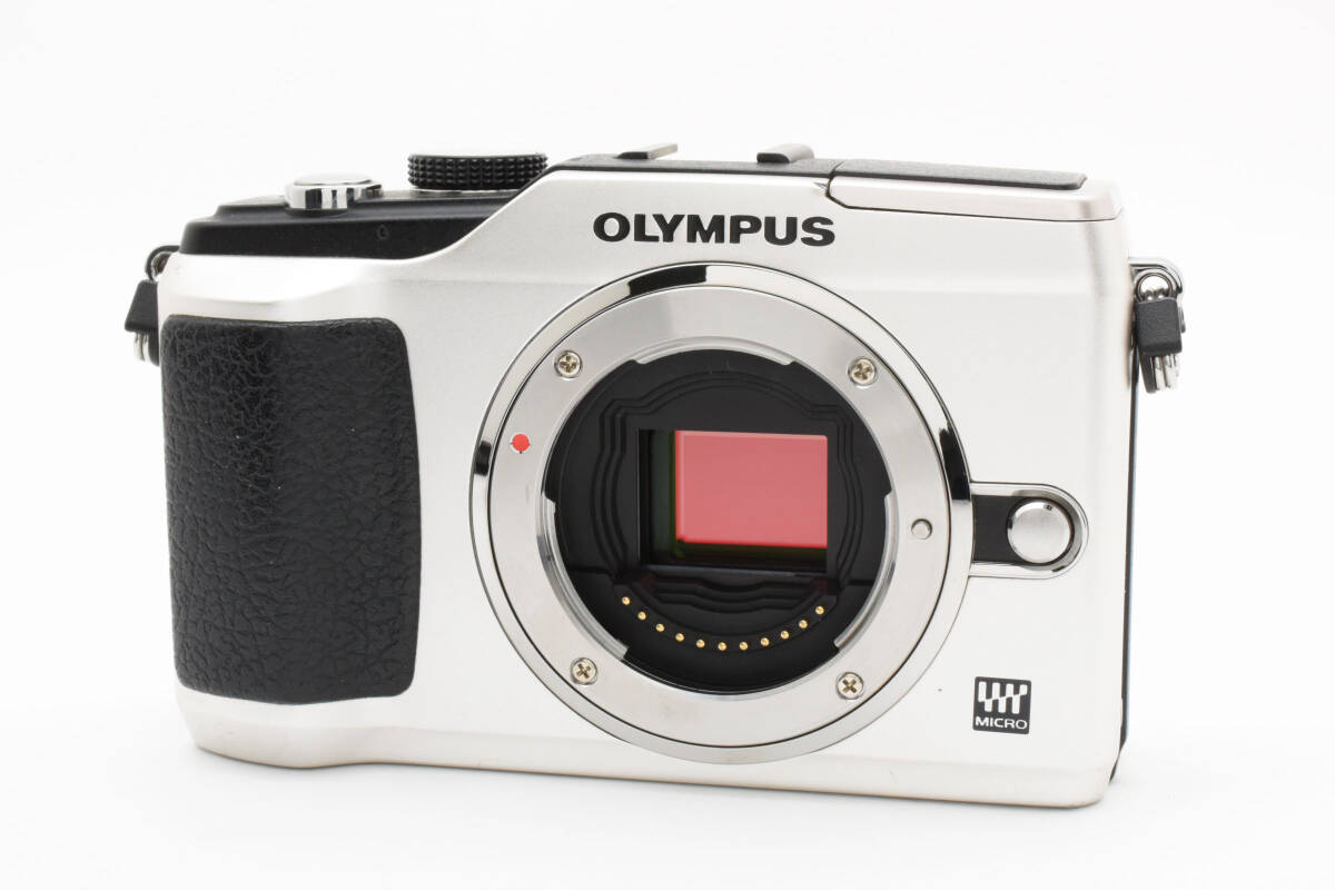 オリンパス PEN E-PL2 ミラーレスデジタルカメラボディ シルバー Olympus 747