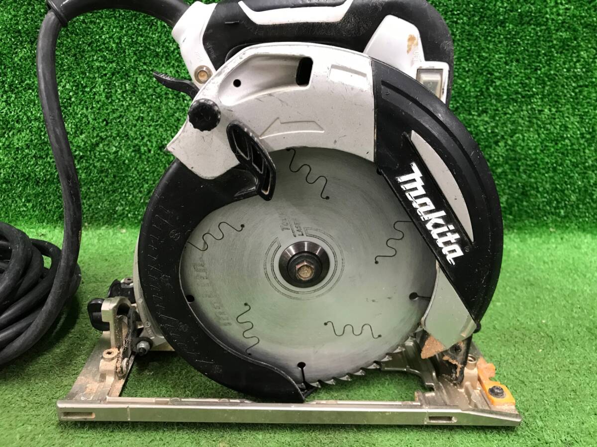 【中古品】★makita(マキタ) 165mm電気マルノコ アルミベース 白 5731SW　/ITX61HLZ4KDK