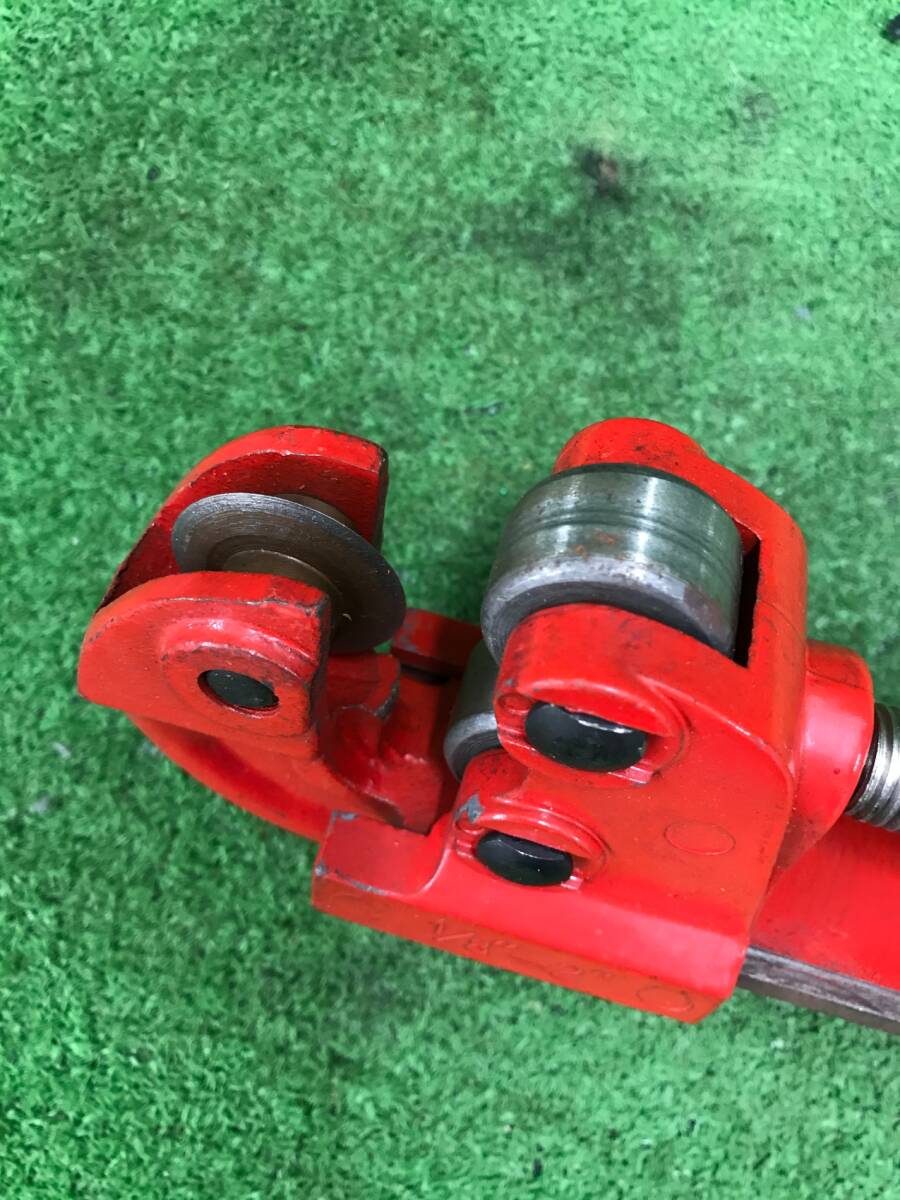 [ б/у товар ]* труборез IT8TY1KJXXCU