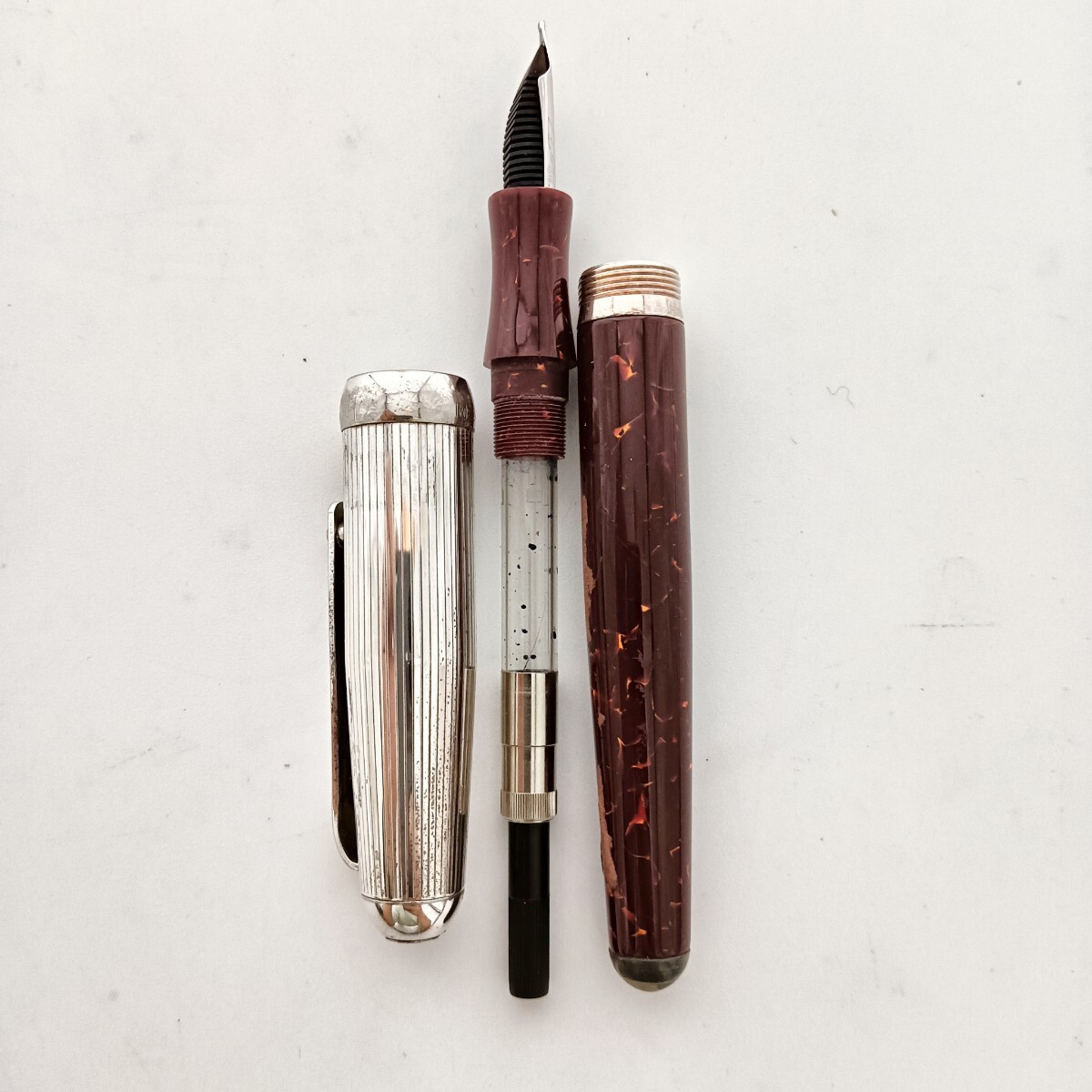 【A3511】SIGNUM シグナム ペン先18kt-750 925刻印あり M 萬年筆 萌絵 イタリア 筆記用具 文房具 中古品 筆記未確認(rèn) 長さ約14cm 傷あり 