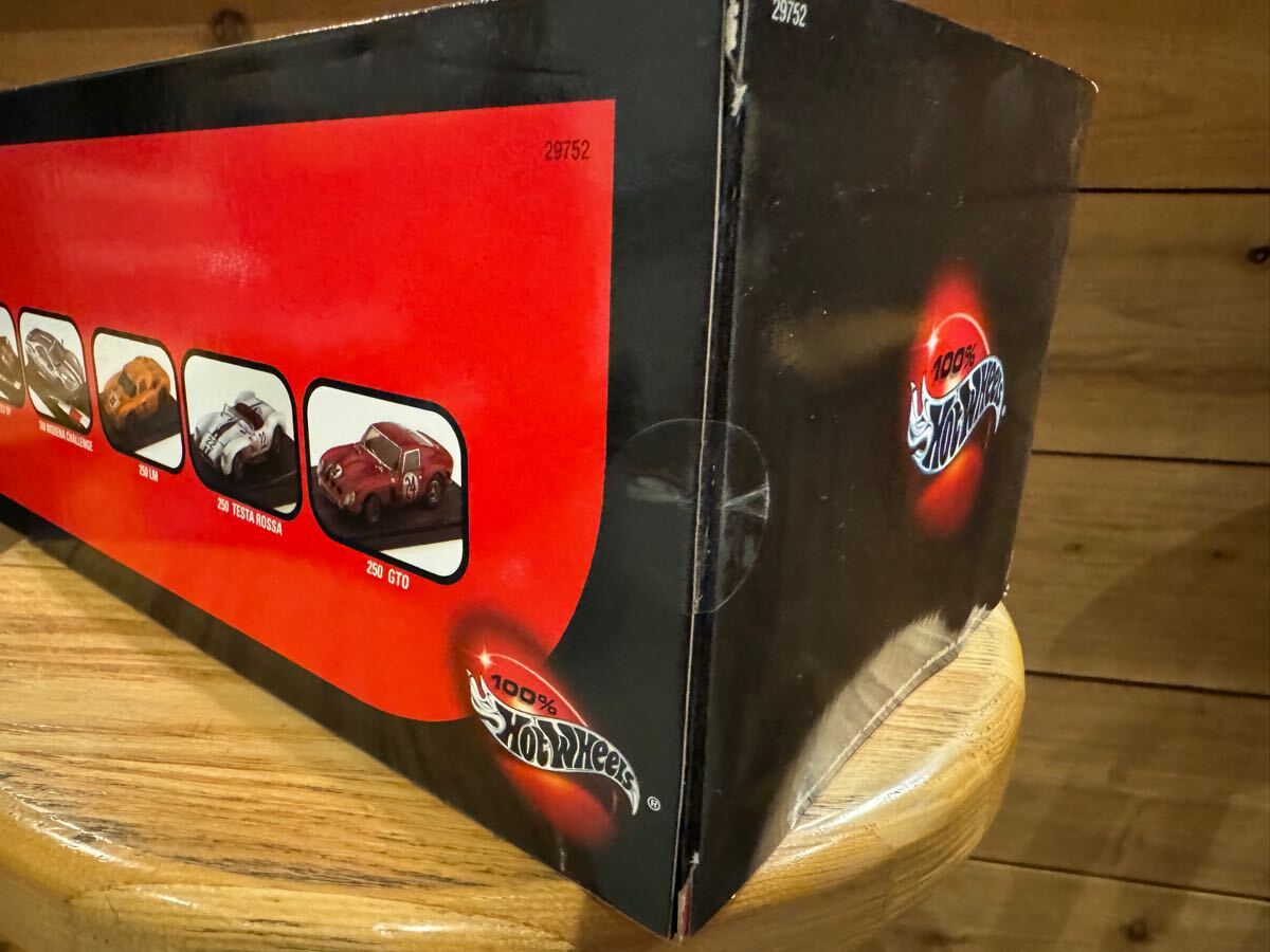 新品未開封　ホットウィール　HOTwheels 100% フェラーリ　F355 チャレンジ　1:18_画像3
