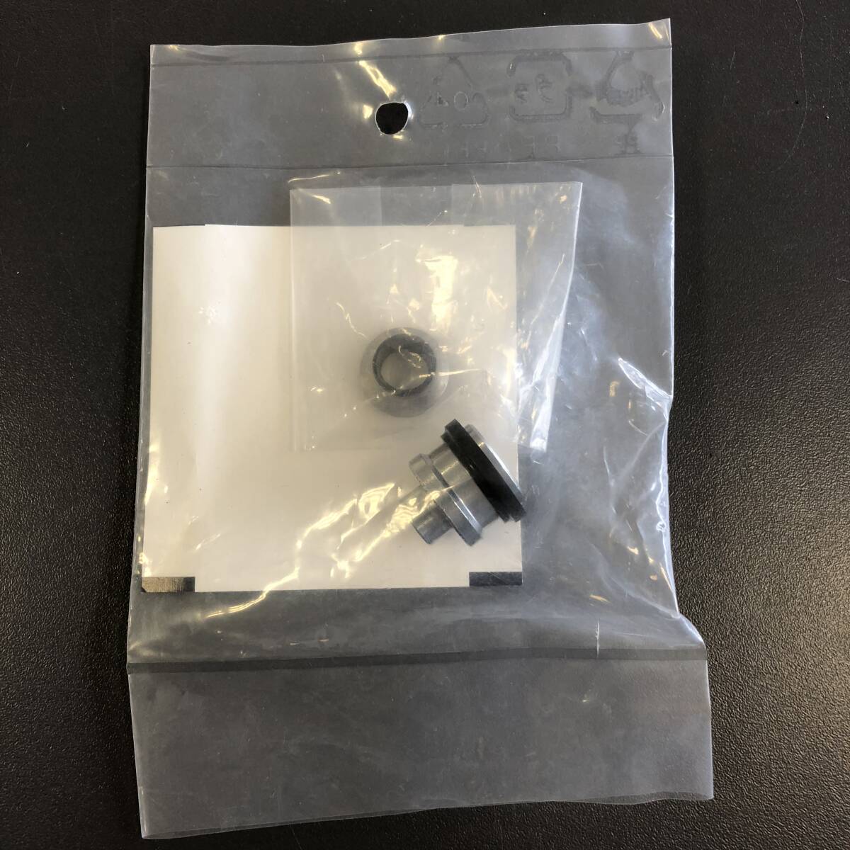 ☆【未使用品】SHIMANO シマノ ハンドロックナットユニット 右 FH-R7000 Y3F498020 現状品 自転車 リペア パーツ (NF250606) 218-1080_画像3