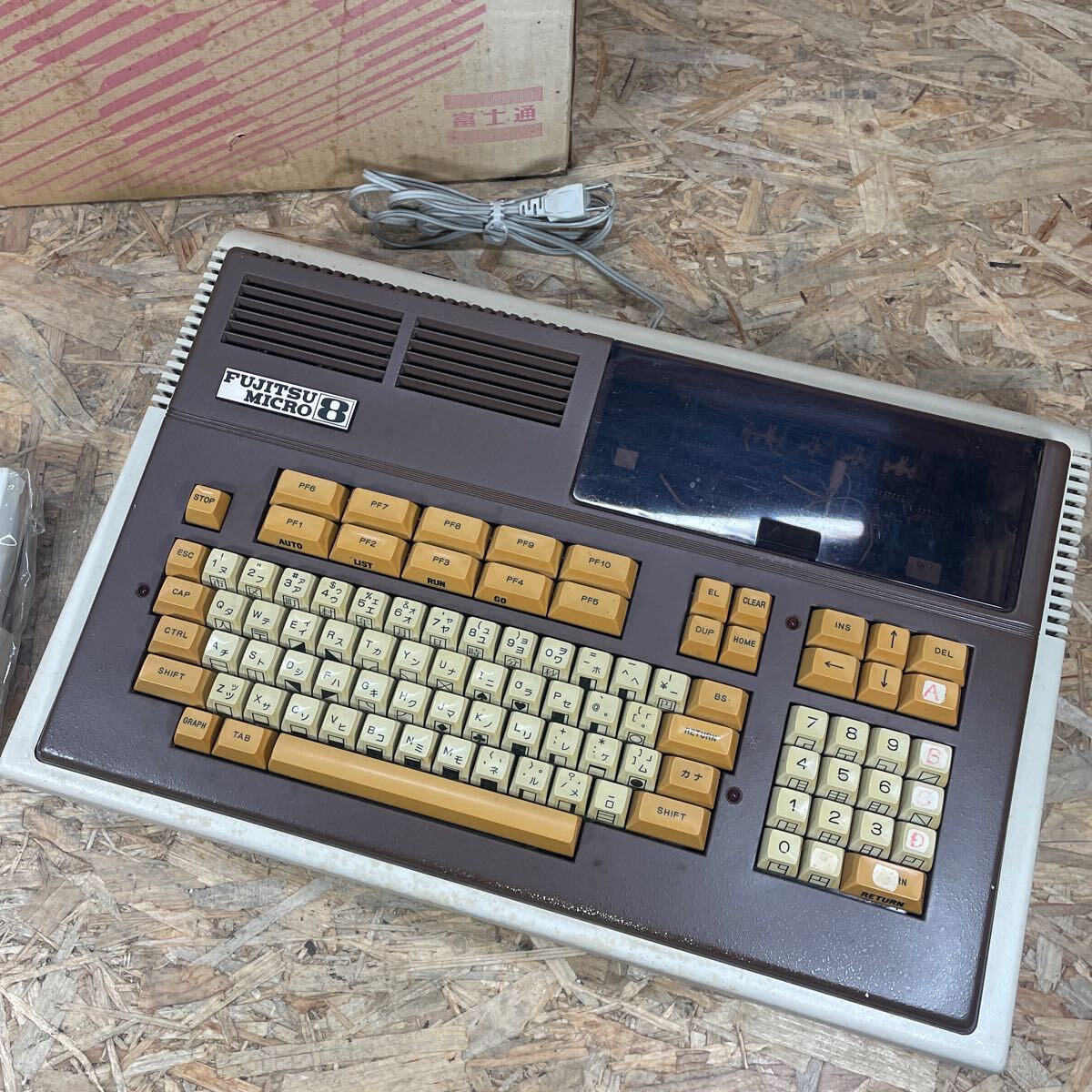 ok0601/1 иен ~/FUJITSU/ Fujitsu /MICRO8/ микро /MB25020/ работоспособность не проверялась / Junk 