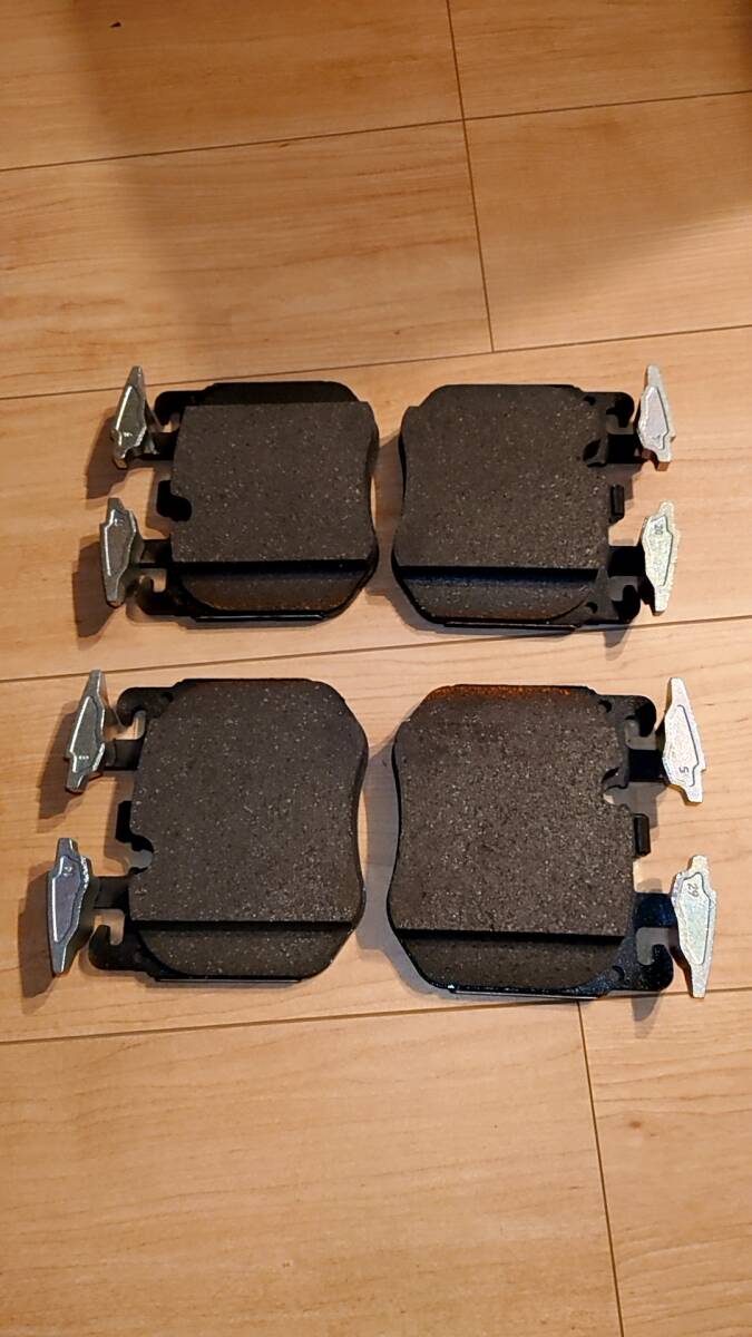 BMW純正 フロント ブレーキパッド 34116889585_画像4