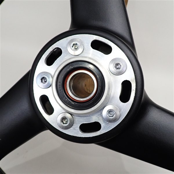 ?ZZR1200/ZXT20C 純正 フロントホイール(K0602A14)17×3.50