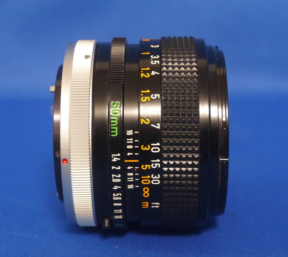Canon / Canon LENS FD 50mm F1.4 S.S.C. необходимо чистка утиль!!
