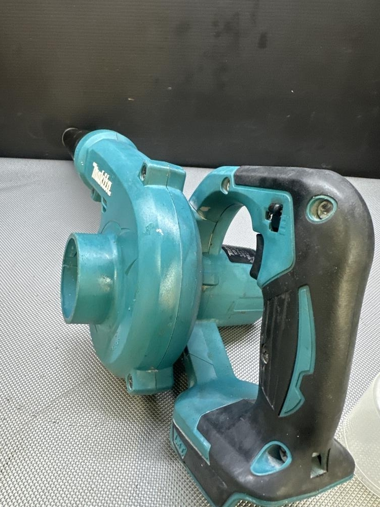 015●おすすめ品●マキタ makita 18V充電式ブロア UB185D 本體のみ