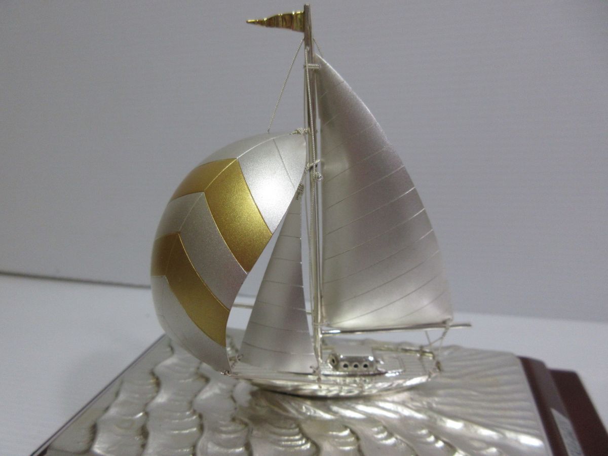 ◆未使用 保管品 尚美堂 銀仕上 武比古作 ヨット7號 フルセール SILVER PLATED 置物 ガラスケース入り 刻印あり 元箱入り 現(xiàn)狀渡し