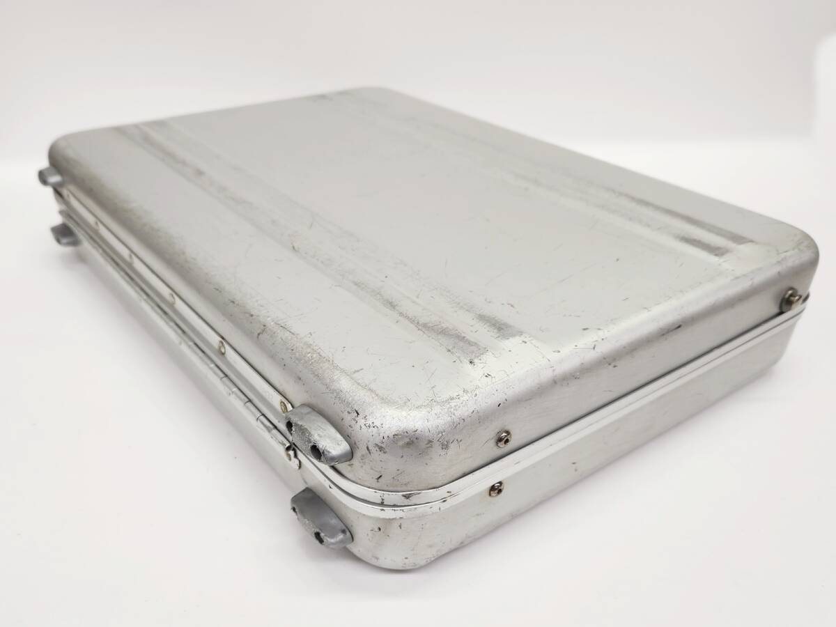◆◇ゼロハリバートン アタッシュケース ビジネス シルバー アルミ◇◆
