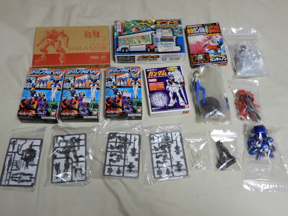 Amazon | 2分で作る! ガンダム名鑑ガム 12個入 食玩・ガム(機動