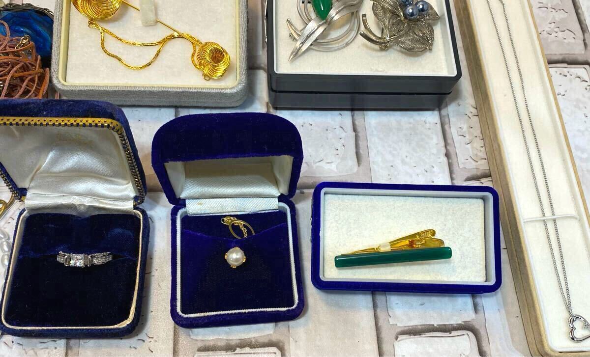 生前整理 遺品整理 まとめ 指輪 ネックレス アクセサリー 金