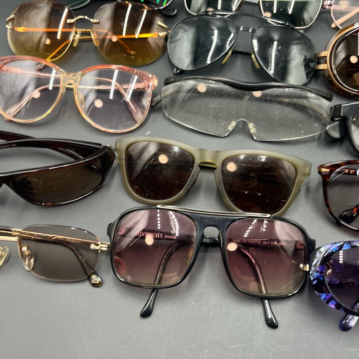 ④ 1円 豪華 サングラス 眼鏡 メガネ アイウェア まとめ BURBERRY バーバリー GIVENCHY ハナエモリ ルドルフ バレンチノ