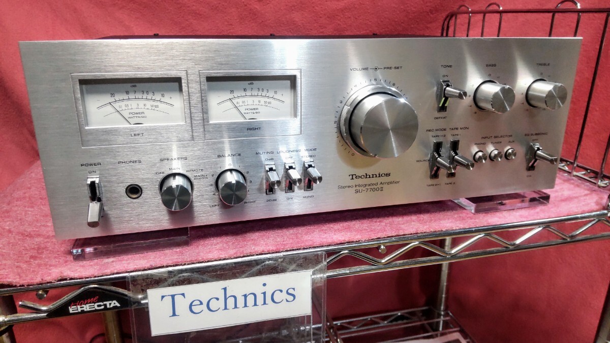 テクニクスプリメイン SU-7700Ⅱ 昭和の70S名作その270青色照明が超～格好イイの別バージョン仕様動作仕上がり良好6000円スタートです！