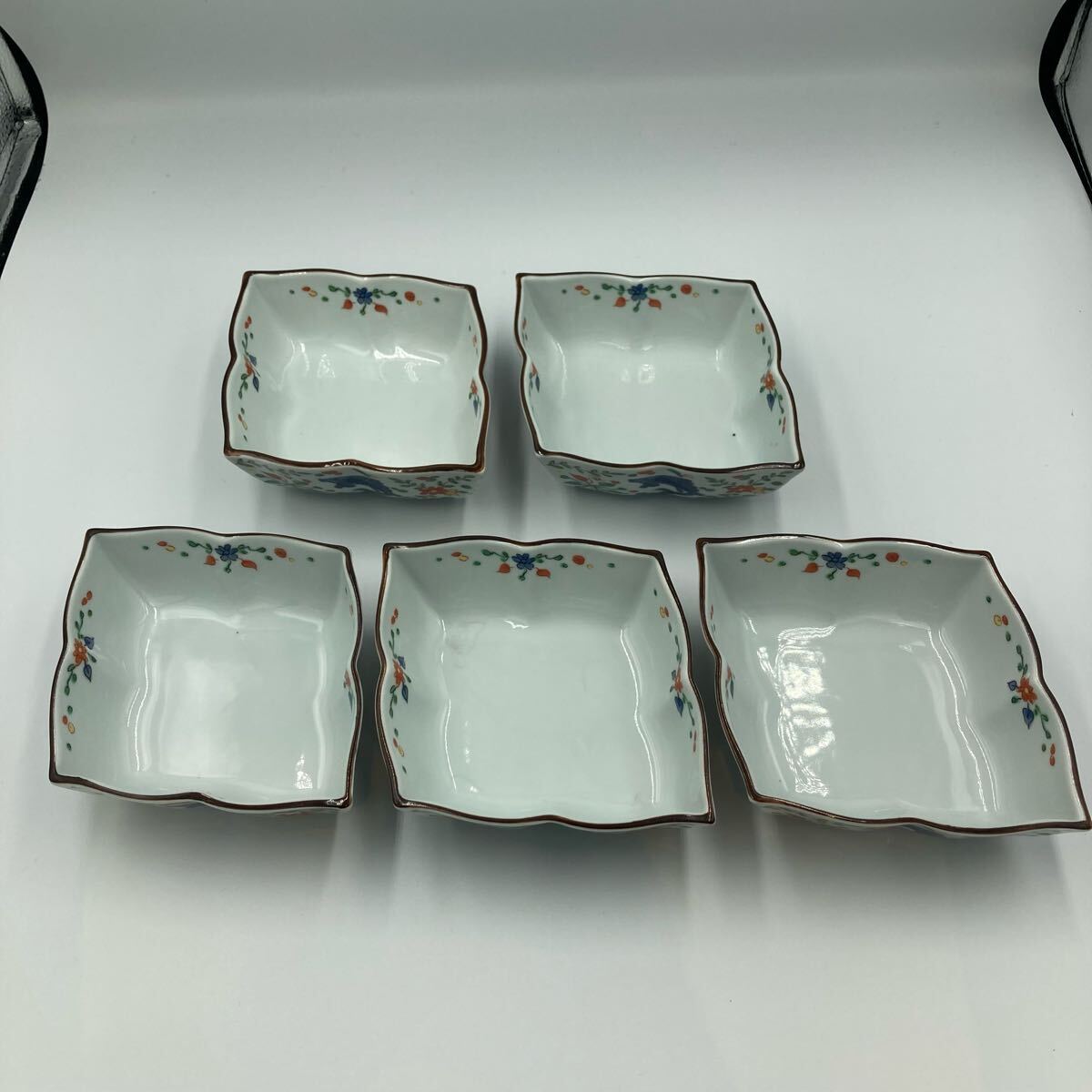 5172】たち吉 橘吉 金魚 染付魚藻文 赤絵 ひし形 中鉢 丸形小鉢