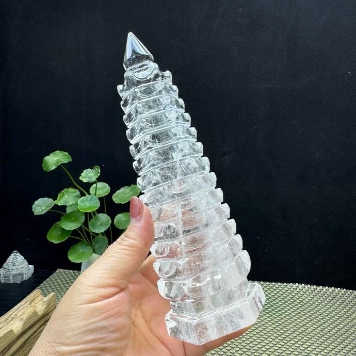 ⭐︎【高級】白水晶 置物 690g 高級】白水晶 置物 690g