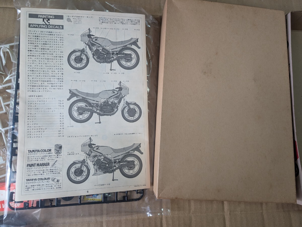  Tamiya пластиковая модель 1/12 Honda VT250F подлинная вещь маленький олень не собран отсутствует нет редкость распродажа 