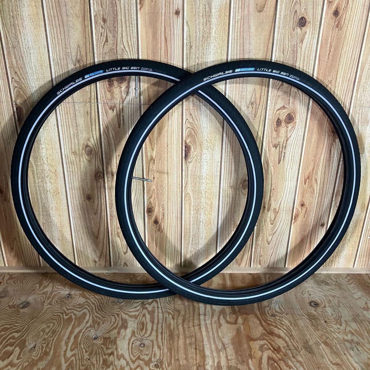 ●超低走行 SCHWALBE LITTLE BIG BEN 700×38c タイヤ、仏式チューブセット
