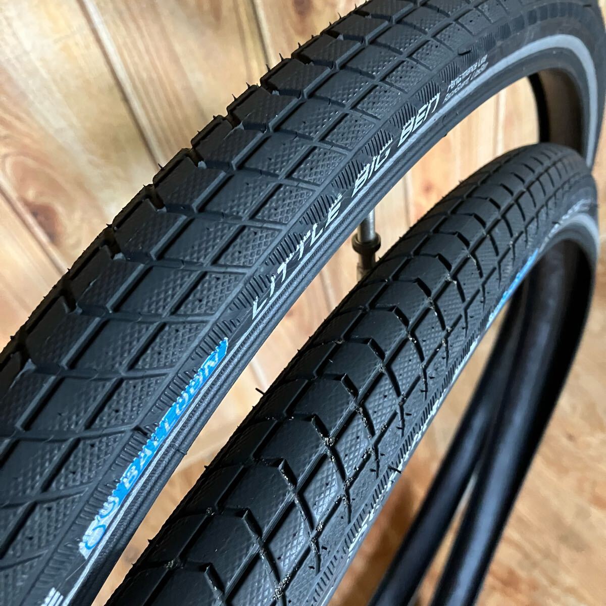 ●超低走行 SCHWALBE LITTLE BIG BEN 700×38c タイヤ、仏式チューブセット