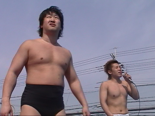 【J2Kプロレス】泉州力＆山本淳福＆玉田耕一＆川久保勝 vs 吹本賢児＆藤原卓也＆KENT＆門尾信彥【２００４年４月２５日 野町公民館駐車場】
