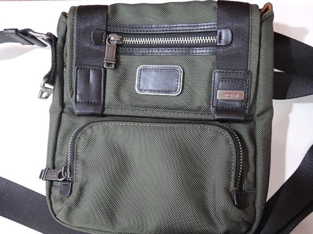 TUMI トゥミ ショルダーバッグ ALPHA BRAVO BARSTOW CROSS BODY アルファ ブラヴォ バーストー クロスボディ 22306SPH/中古品