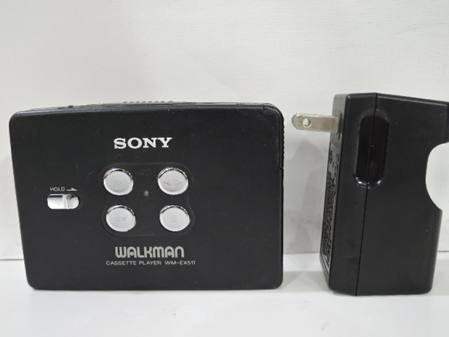 SONY ソニー Walkman カセットウォークマン WM-EX511 ブラック バッテリー無し 本體+バッテリーチャージャーセット 動作未確認(rèn)/ジャンク品