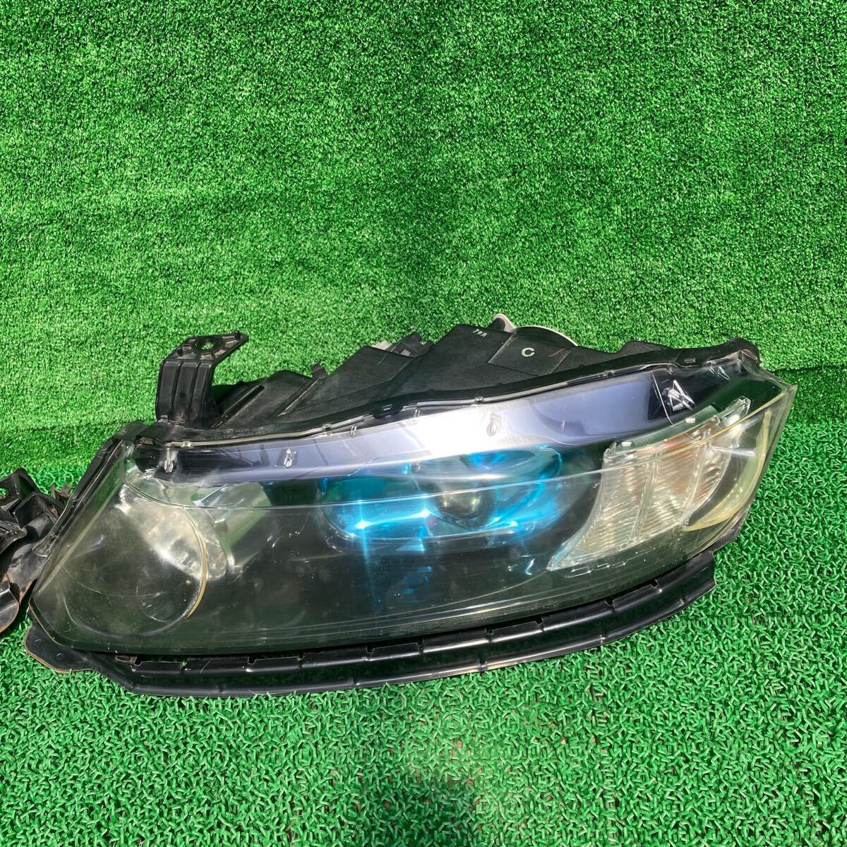 ホンダ オデッセイ RB1 純正 ヘッドライトヘッドランプ RB1 [FRB1-R605-NH700M-05]