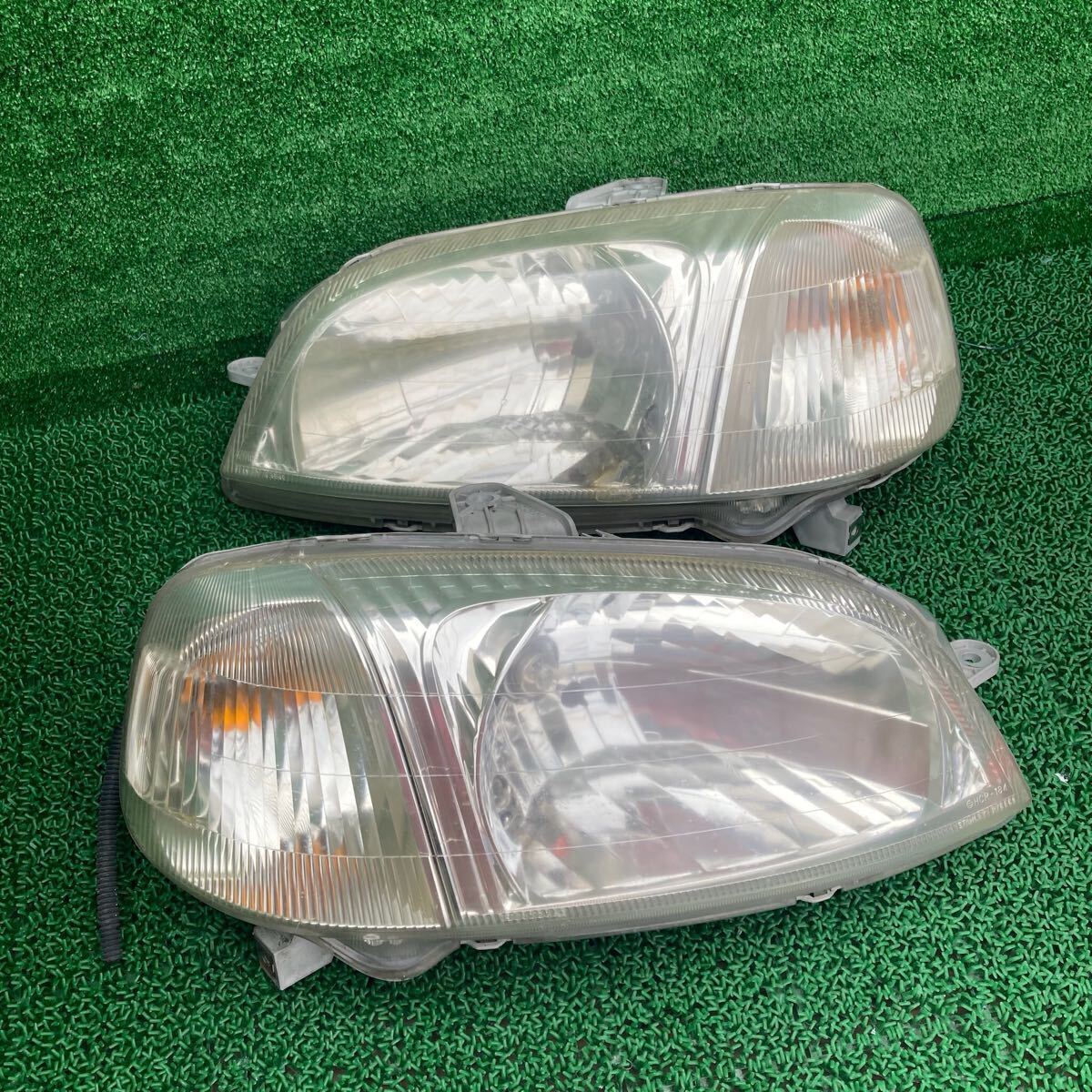 ホンダ ライフ JB1 純正 ヘッドライト JB2 JB3 [FJB1-R605-03]