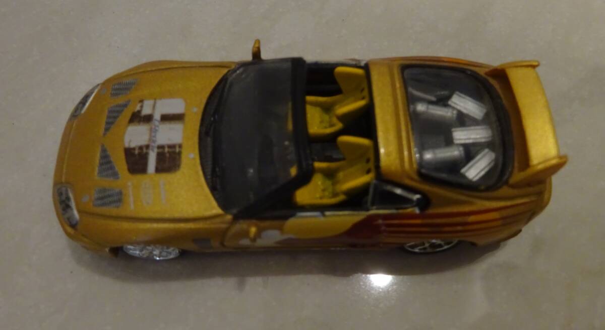 1/64 TOYOTA SUPRA wild speed The Fast and the Furious Racing Champions ワイルドスピード　スープラ　ゴールド