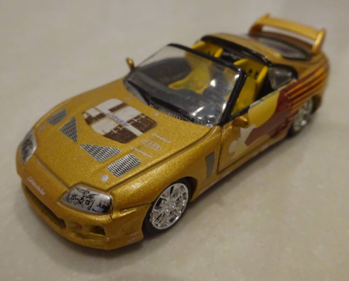 1/64 TOYOTA SUPRA wild speed The Fast and the Furious Racing Champions ワイルドスピード　スープラ　ゴールド