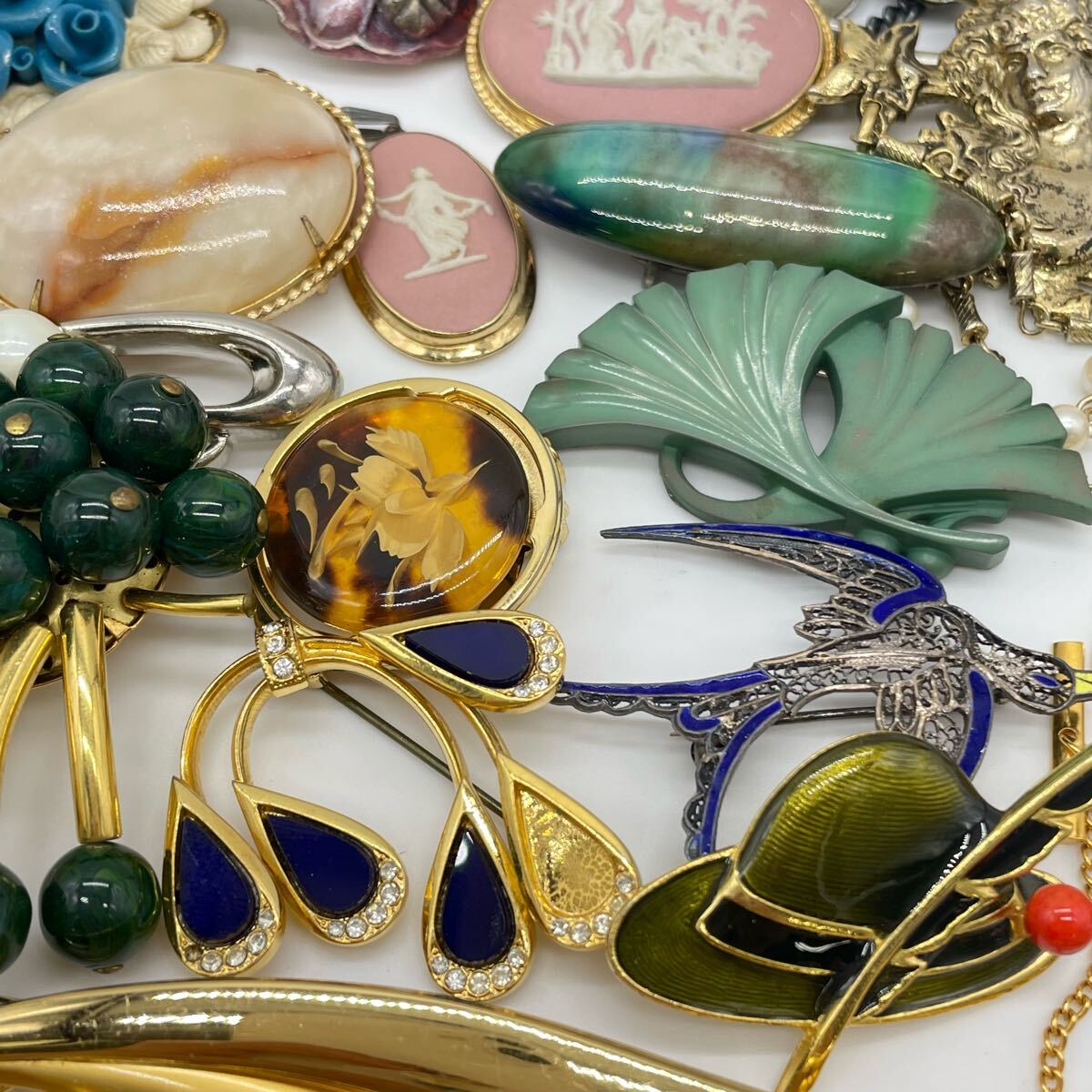 ▲ イミテまとめ ブローチ タイピン イヤリング アクセサリー カフス 目玉商品 Dior イブサンローラン YSL ウェッジウッド ダンヒル 