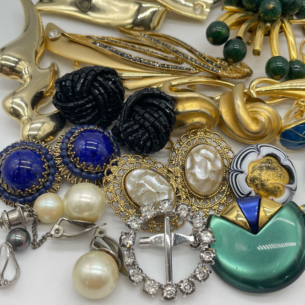 ▲ イミテまとめ ブローチ タイピン イヤリング アクセサリー カフス 目玉商品 Dior イブサンローラン YSL ウェッジウッド ダンヒル 