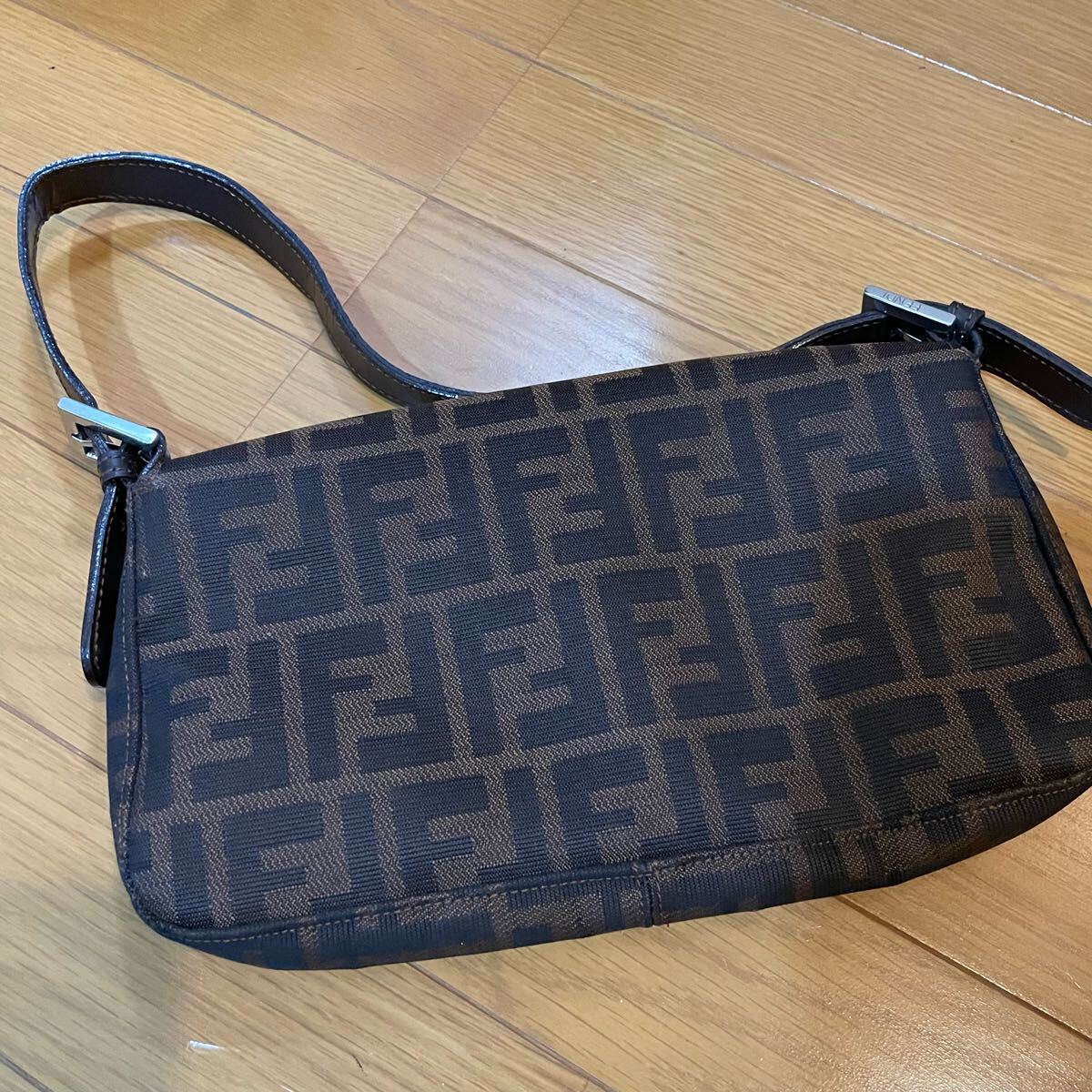 FENDI フェンディ マンマバケット ズッカ柄 ハンドバッグ FFロゴ ズッカ ブラウン