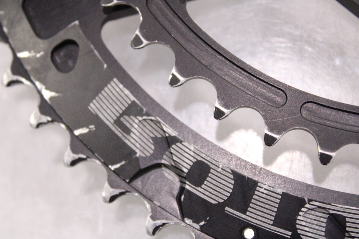 ☆ROTOR ローター QRINGS 52/36T 4ARM 楕円チェーンリング