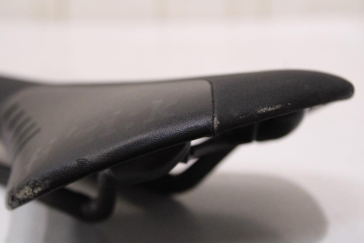 ★fi'zi:k フィジーク ANTARES R1 サドル CARBON BRAIDED