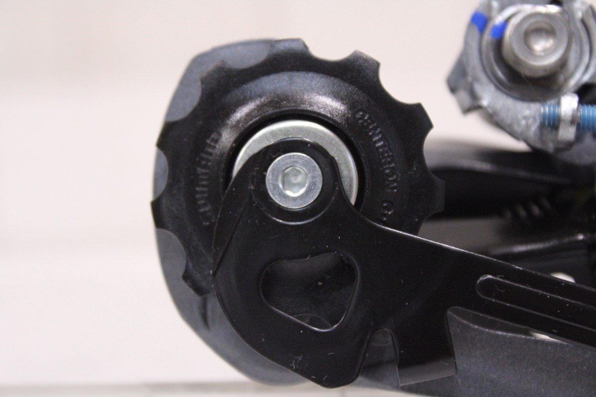 ★SHIMANO シマノ RD-2400 CLARIS 8s リアディレイラー SS 未使用品