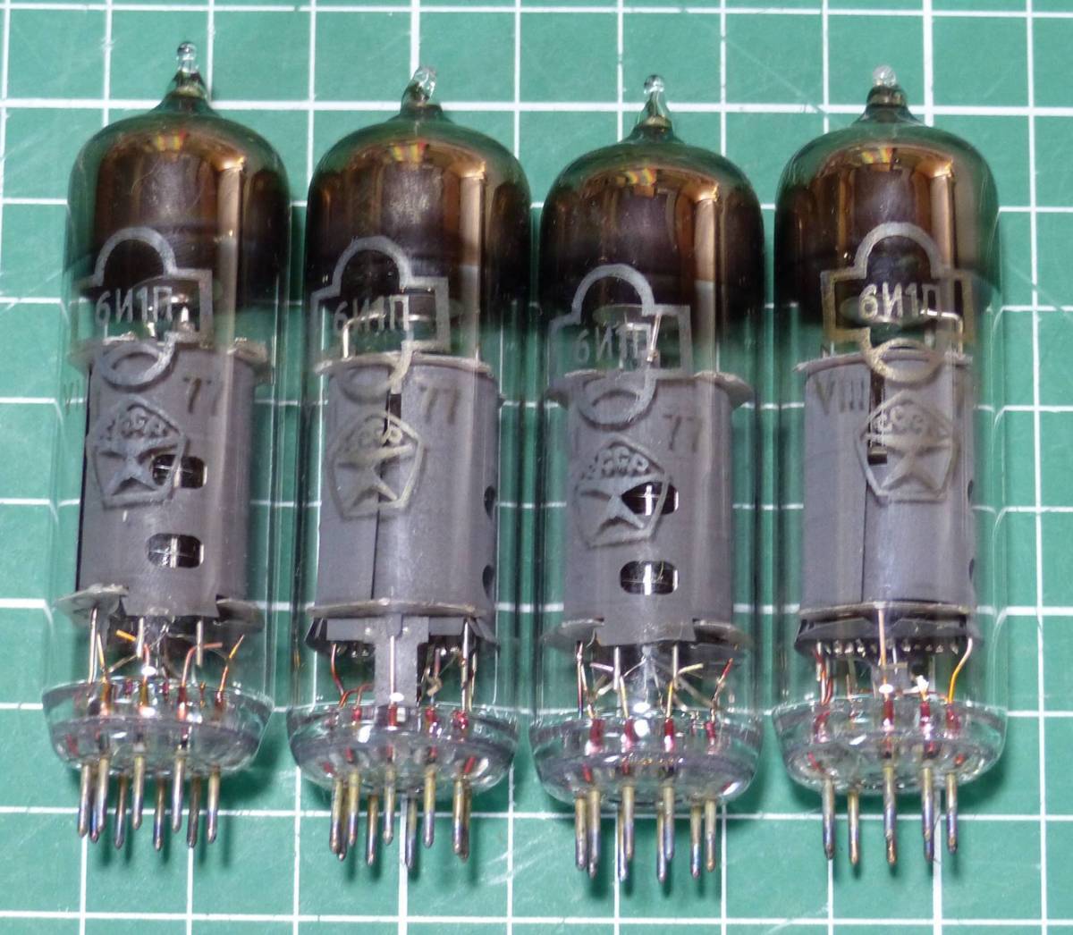 世界最安値かな 4本セット ロシア軍球 6И1П 6I1P ECH81 6AJ8 互換球 au