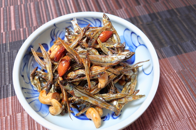 カシューナッツ 薄塩 250g 世界美食探究 インド産 （メール便）オイルロースト 塩味 ナッツ 國(guó)內(nèi)加工 有塩ナッツ ロースト