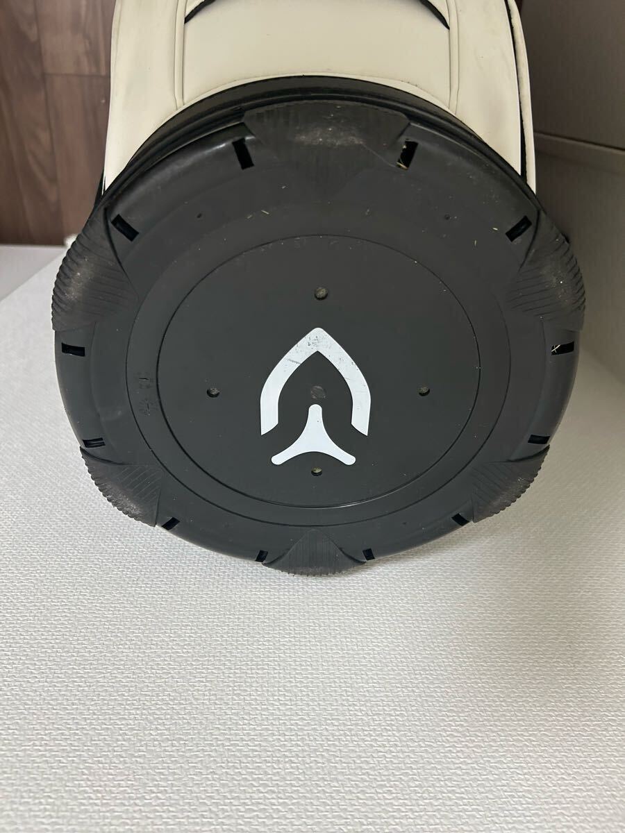 キャディバッグ　vessel 希少　ファスナー等破れなし　14分割　エナメル赤　トリコ　ベゼル　1円スタート激安