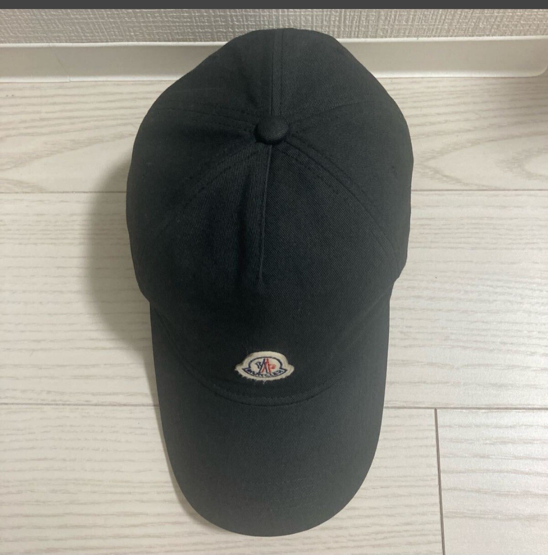 1円 【超美品】 MONCLER モンクレール ベースボールキャップ ロゴワッペン マジックテープ バックロゴ メンズ 黒 ブラック 淺め 帽子 綿