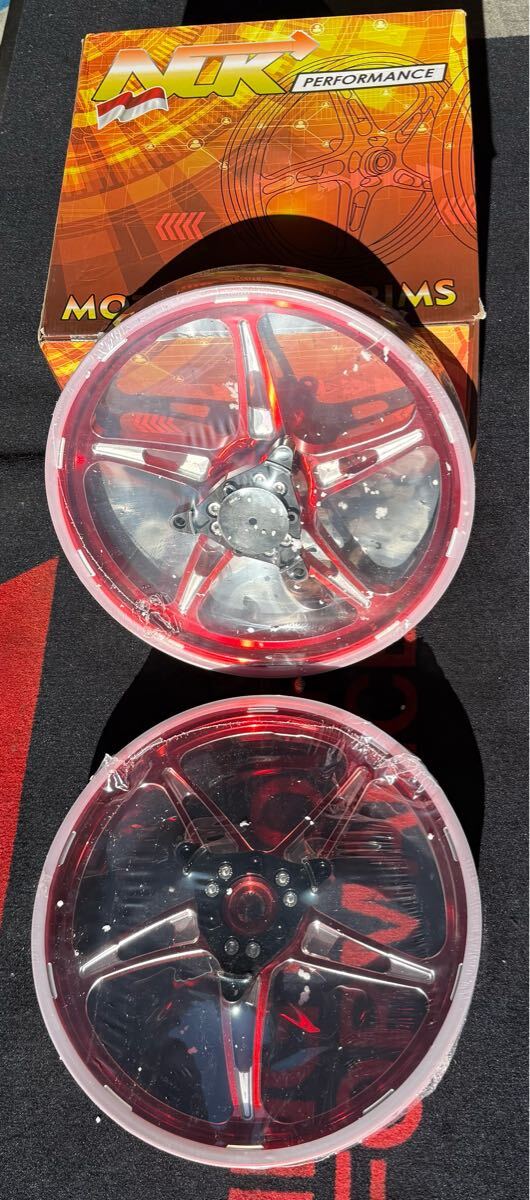 Nmax155 V2 Nmax125 V2互換性ある可能性有CNCホイールセット　日本未入荷